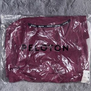 Peloton Tank Top Maroon Size L NWT
